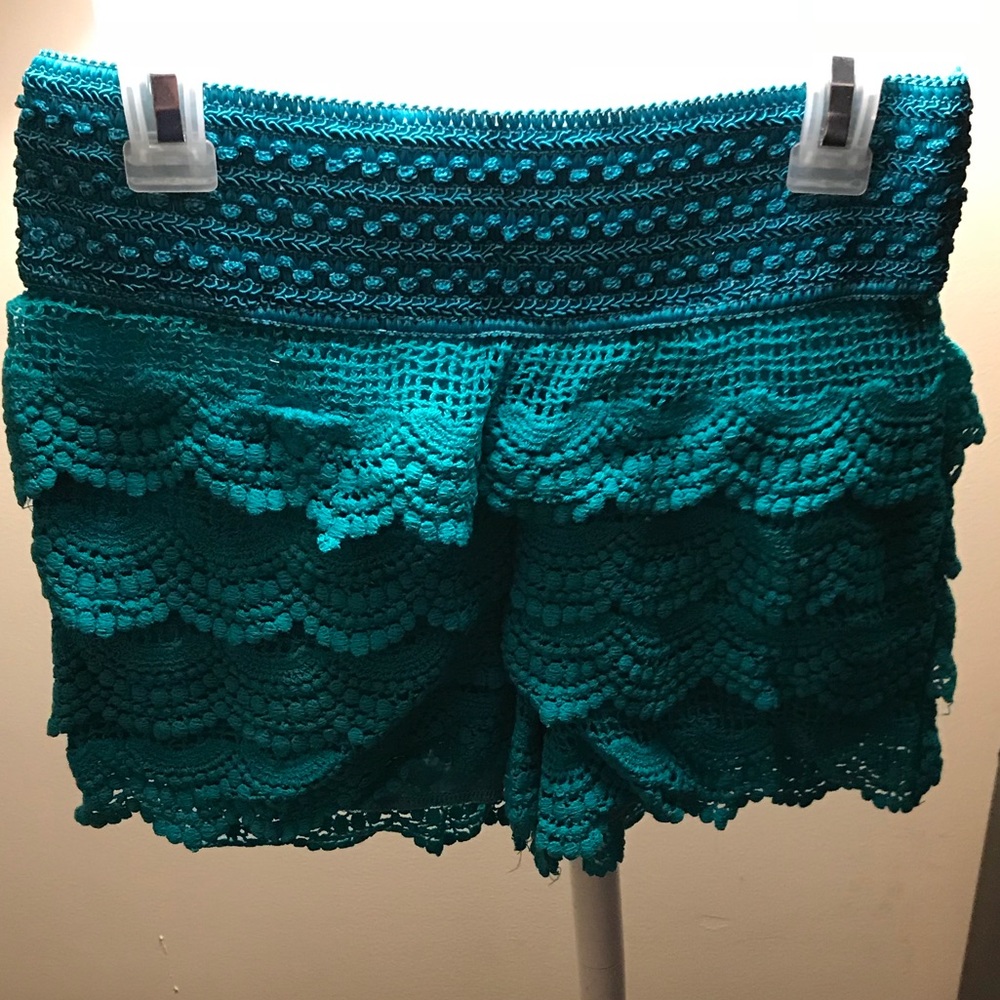 Lace shorts 🖤